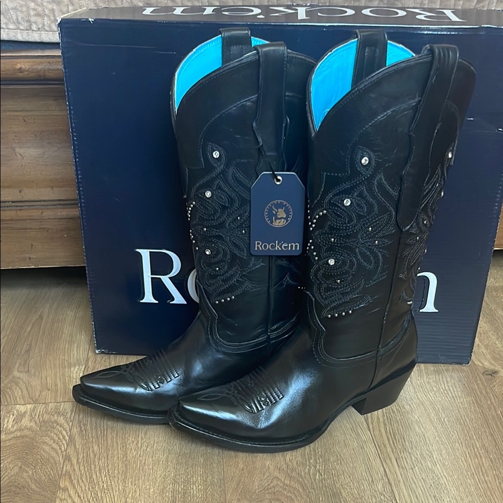 Black Cowboy Boots for woman